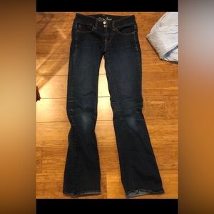 Cute American eagle jeans!! I love them they are too small for me now. Size 00